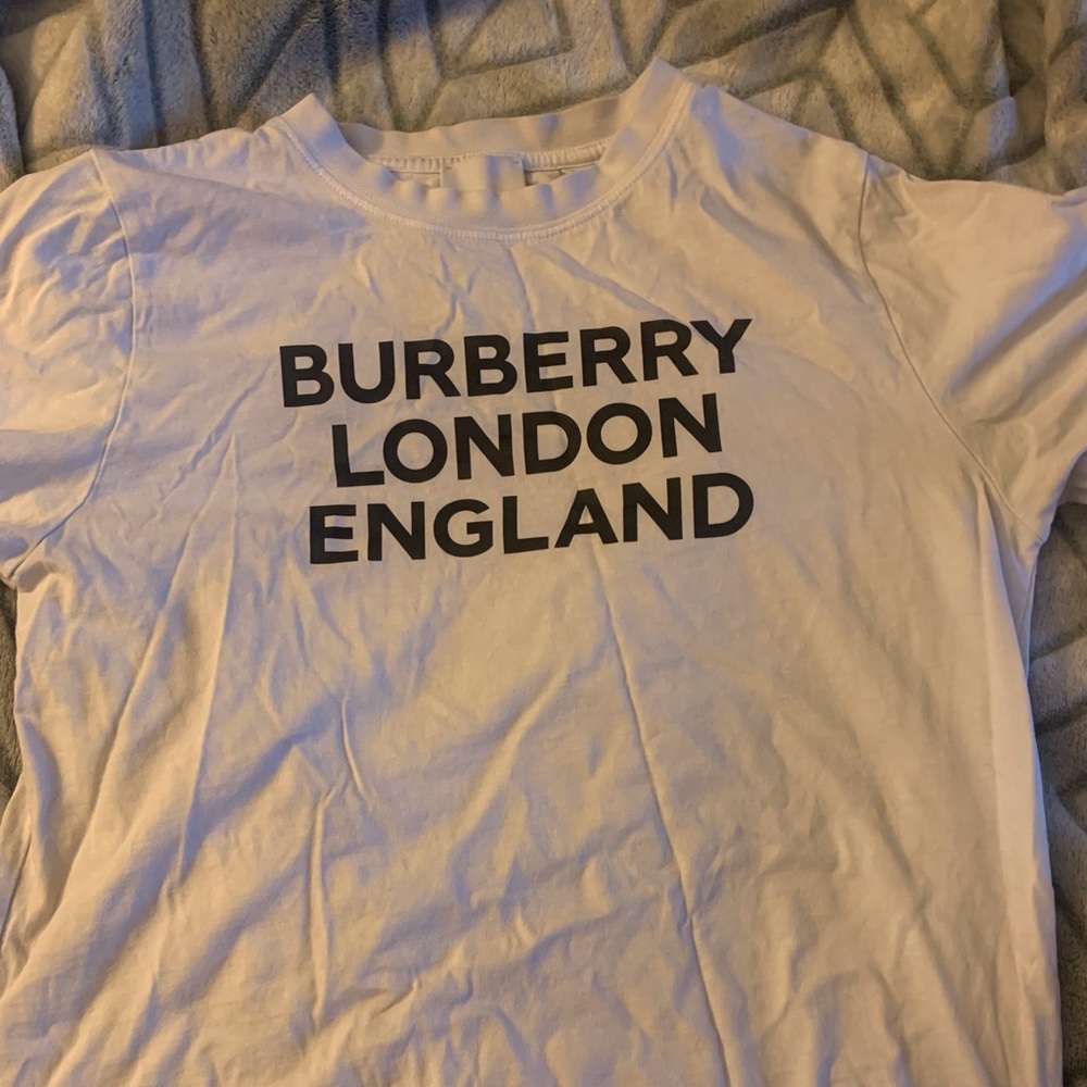 Authentic White and black Burberry T shirt